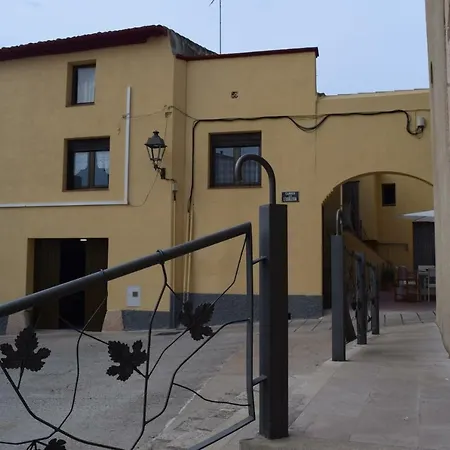 Cal Cap Blanc Tatil Evi Masllorenc