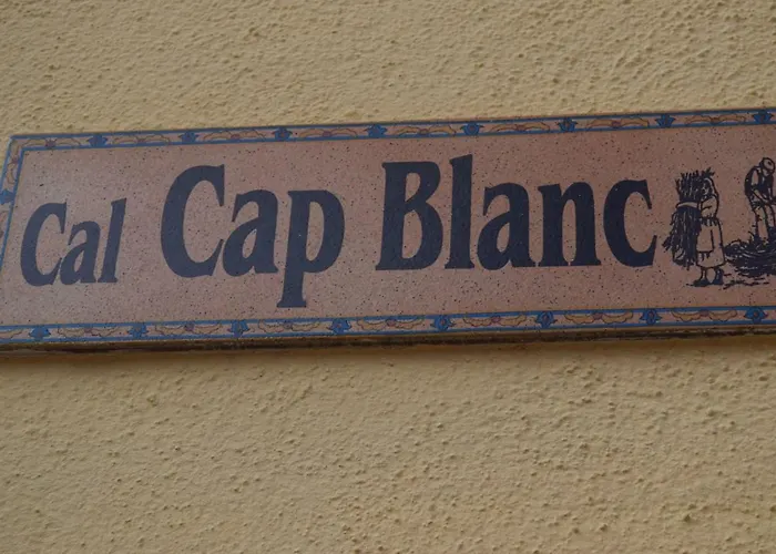 Cal Cap Blanc Casa de Férias *
